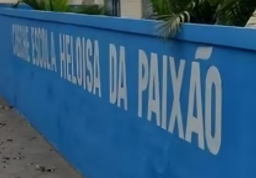 A INCOMPETÊNCIA NA CRECHE ELOISA MONTEIRO EXPÕE A IRRESPONSABILIDADE DA GESTÃO DO PREFEITO WLADIMIR.