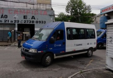 VANS PARADAS EM CAMPOS: IMPASSE NO SUBSÍDIO TARIFÁRIO EXPÕE CRISE NO TRANSPORTE PÚBLICO.